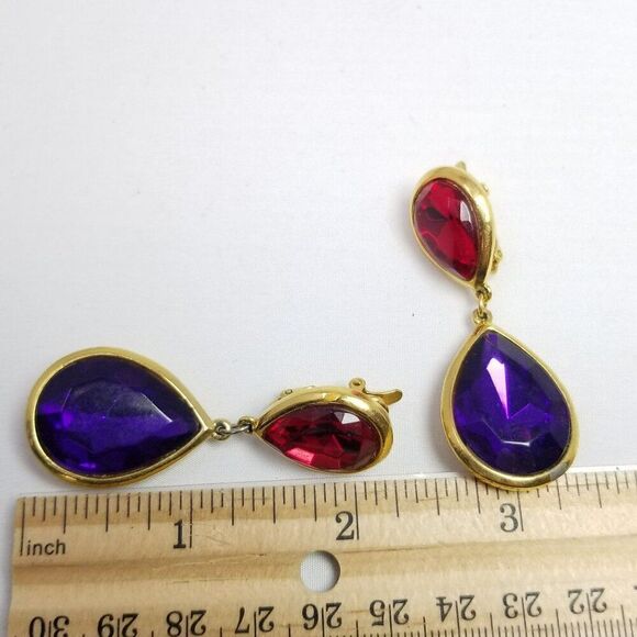 Vintage Trifari Purple and Red Jewel Tone Dangle Clip On Earrings, 90s Style - Picture 7 of 9